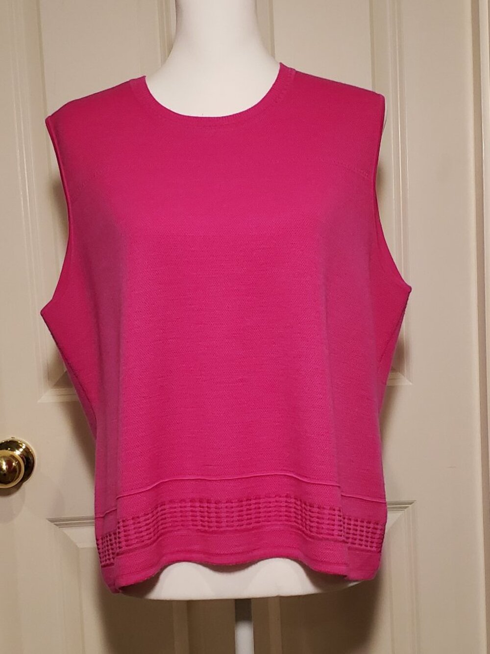 Hot Pink St John Tank XL